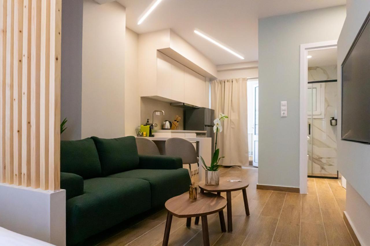 Elegant Suite - Пирей Экстерьер фото